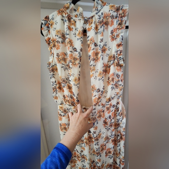 Ali &Jay Romper - Picture 7 of 9